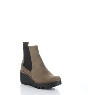 BAGU233FLY Taupe Round Toe Boots|BAGU233FLY Bottes �� Bout Rond in Beige
