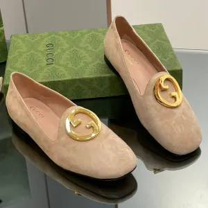 BLONDIE LOGO-PLAQUE LOAFERS IN ECRU BEIGE SUEDE WITH GOLD HARDWARE