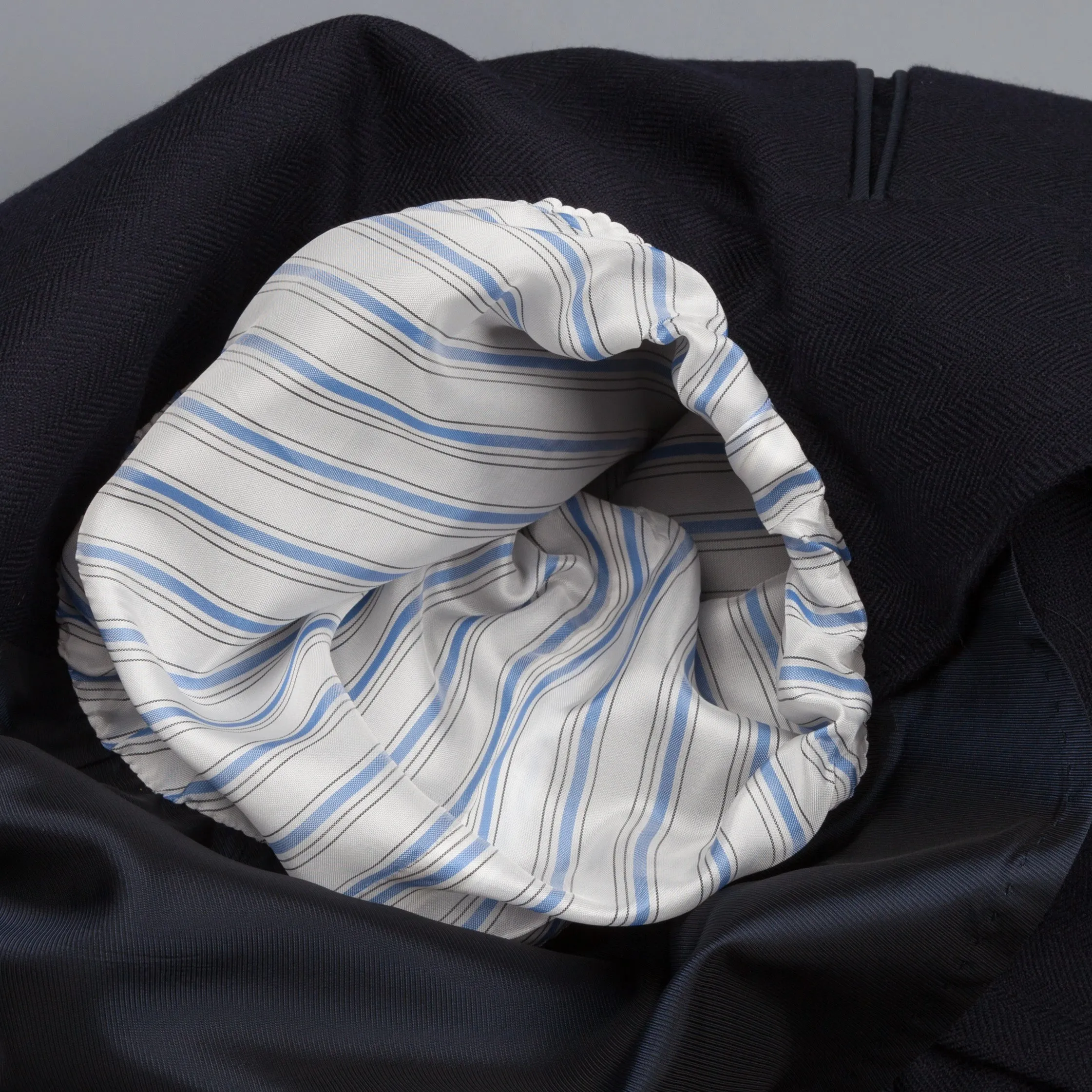 Caruso Aida drop 8 herringbone wool jacket