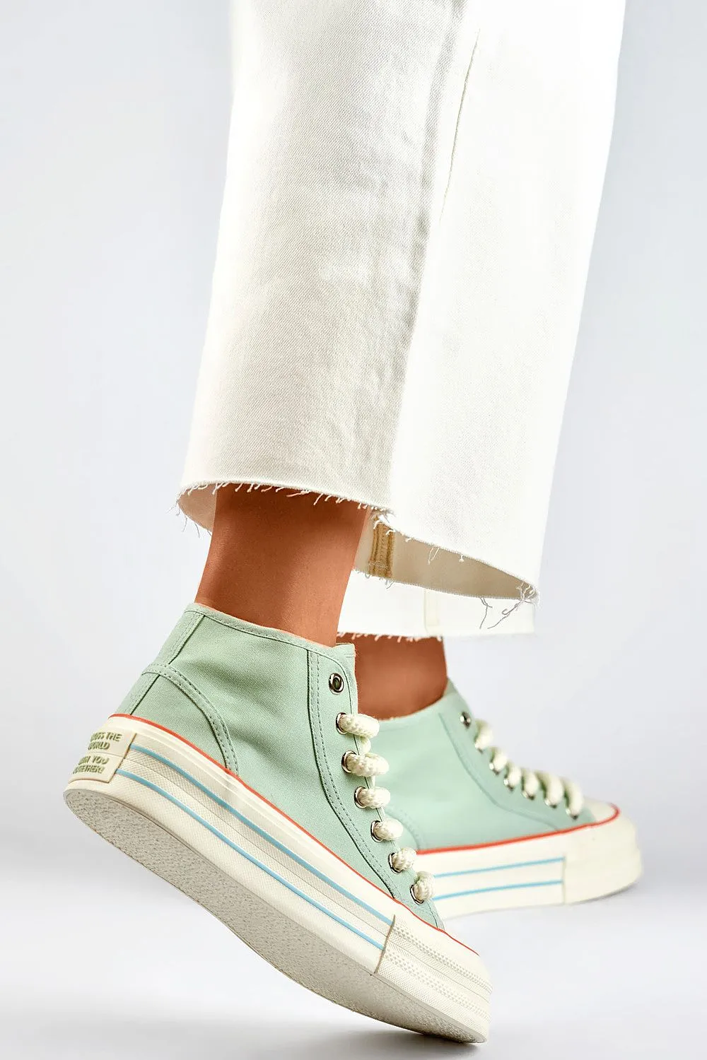 GREEN SNEAKER