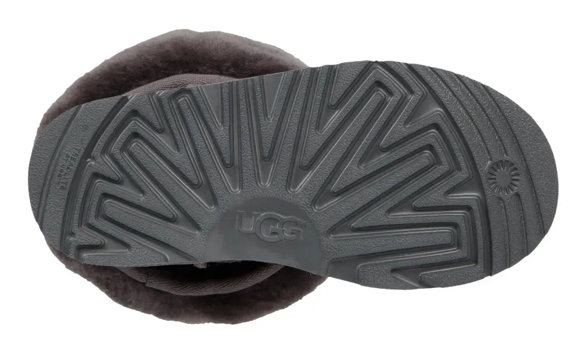 Kids’ UGG Classic Tall II – Iconic Sheepskin Boot with All-Day Comfort