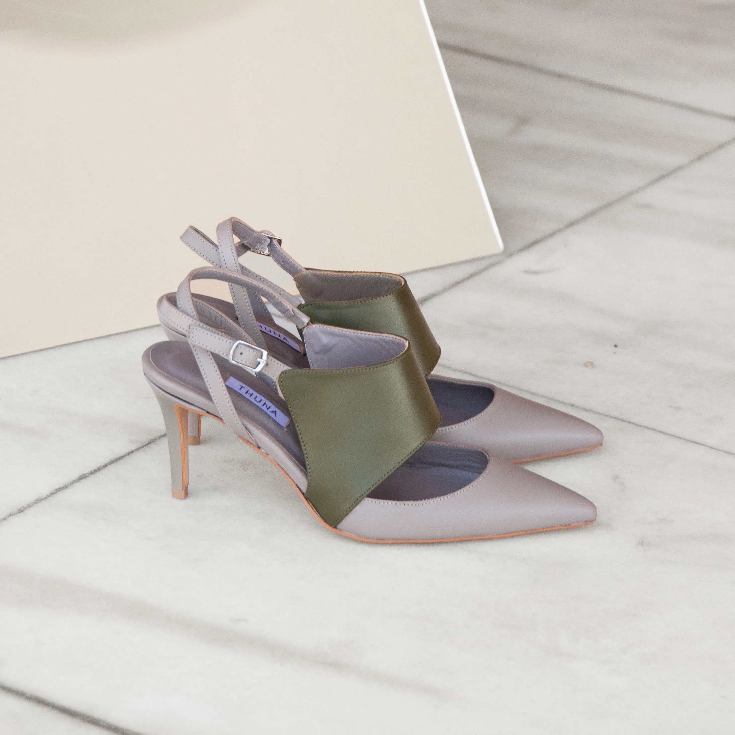 Norma olive heel