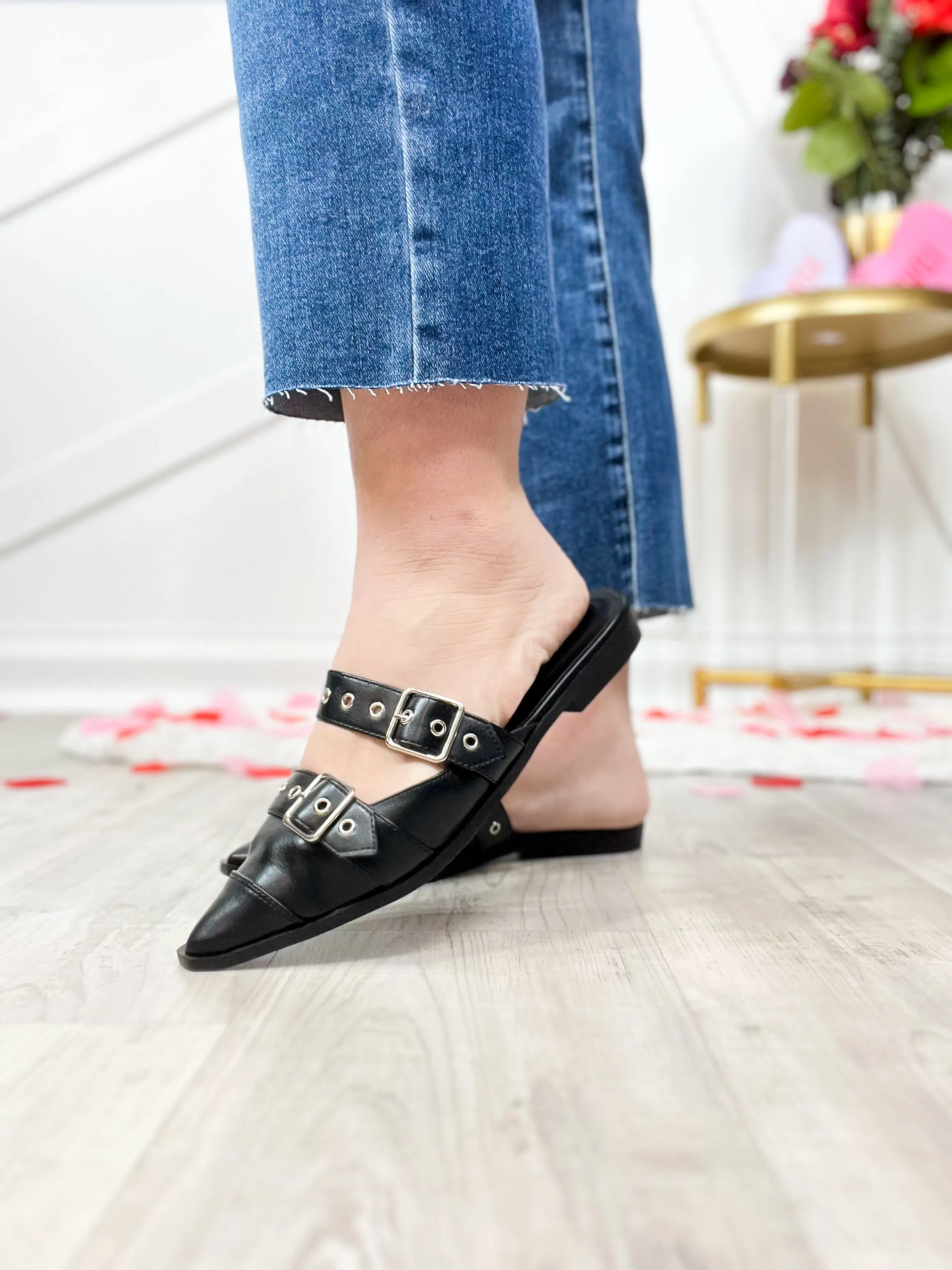 Usual Flats - Black