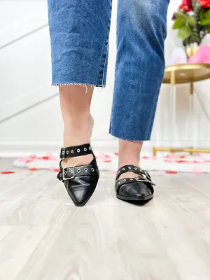 Usual Flats - Black