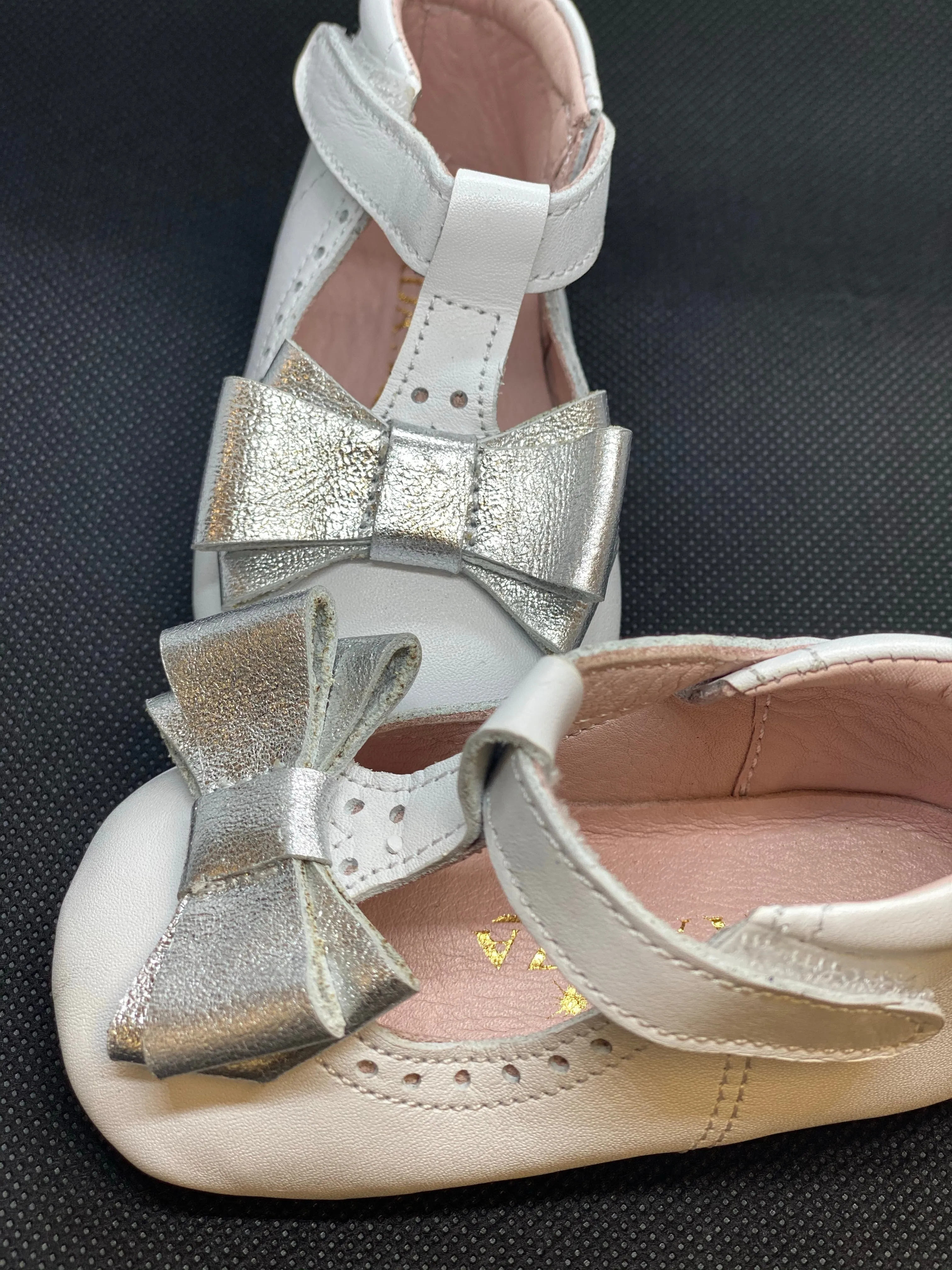 White Bow Moccasins