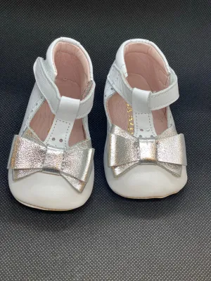 White Bow Moccasins